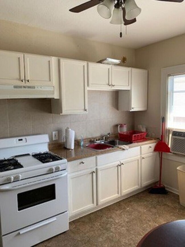 Building Photo - 2661-2663 N 56th St