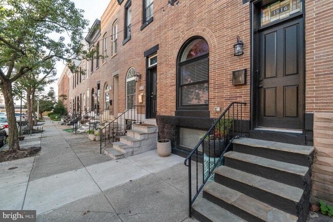 Building Photo - 1814 Jackson St