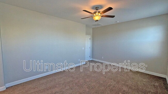 Building Photo - 835 N 110th Ave