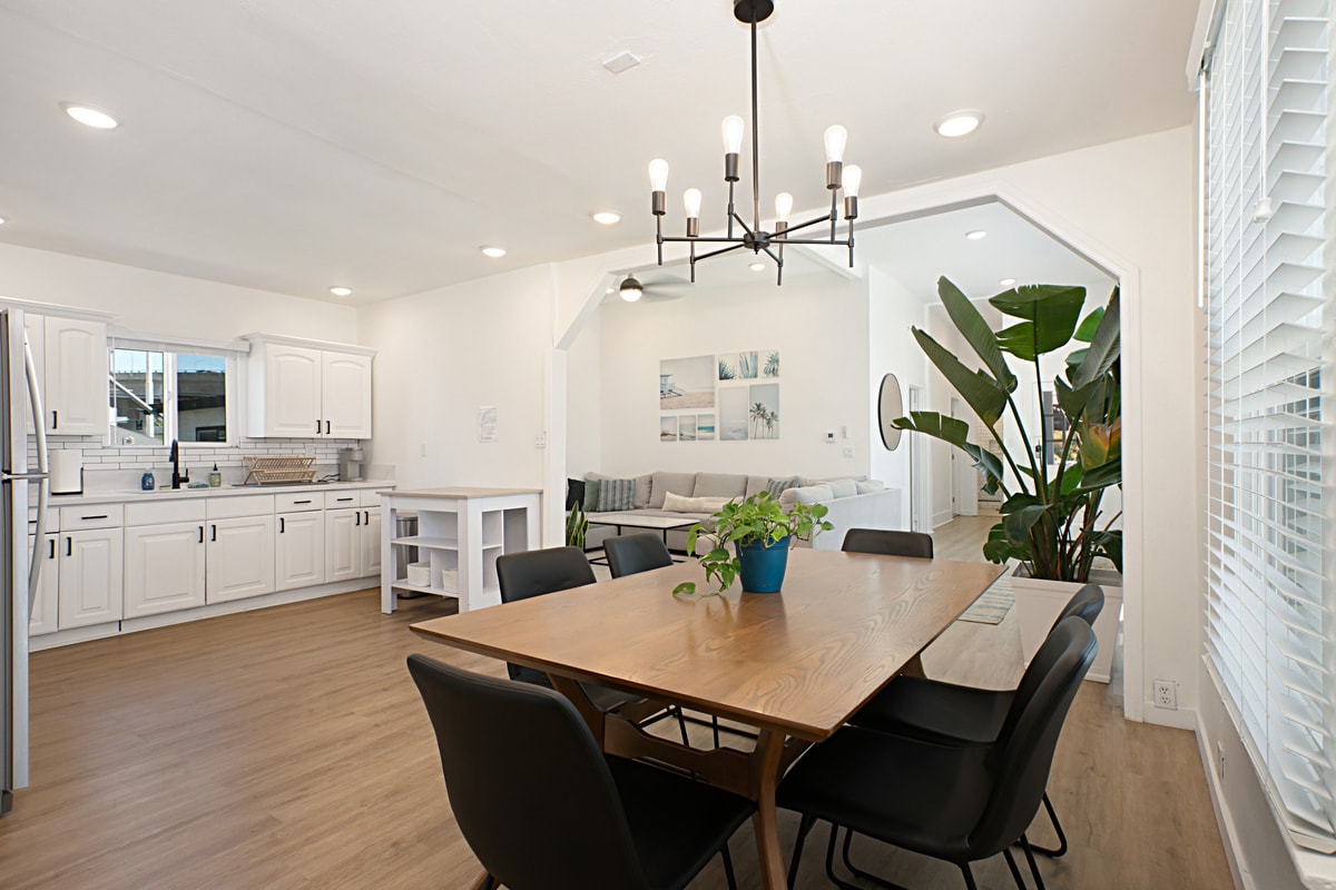 Building Photo - 1842 Kearney Ave