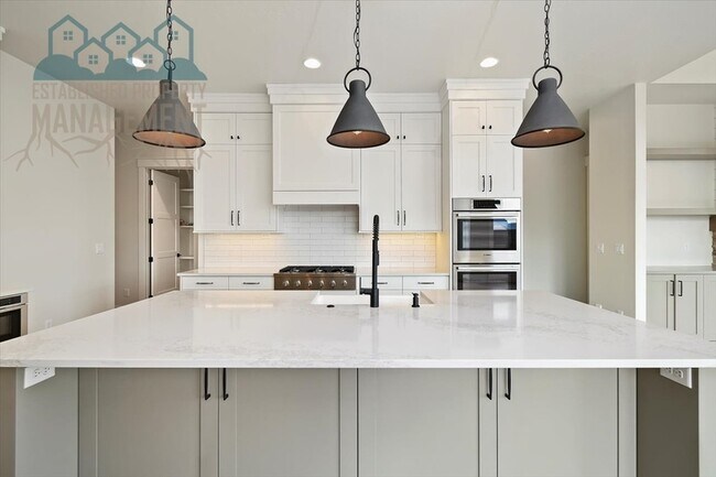 Building Photo - 10642 W Lothbury Dr
