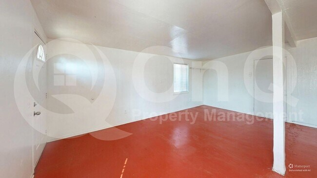 Building Photo - 872 W Glenn St