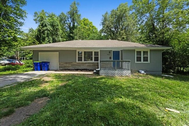 Building Photo - Ready for Move-in Home at Raytown! Nestled on dead end street off Raytown Road for rent 3 bedroom...