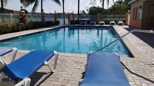 Building Photo - 4723 SW 163rd Pl