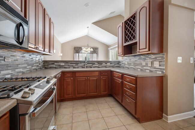 Building Photo - 919 Pheasant Trail