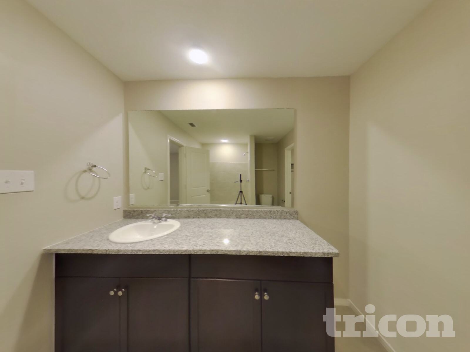 Building Photo - 1705 Clairborne Ct