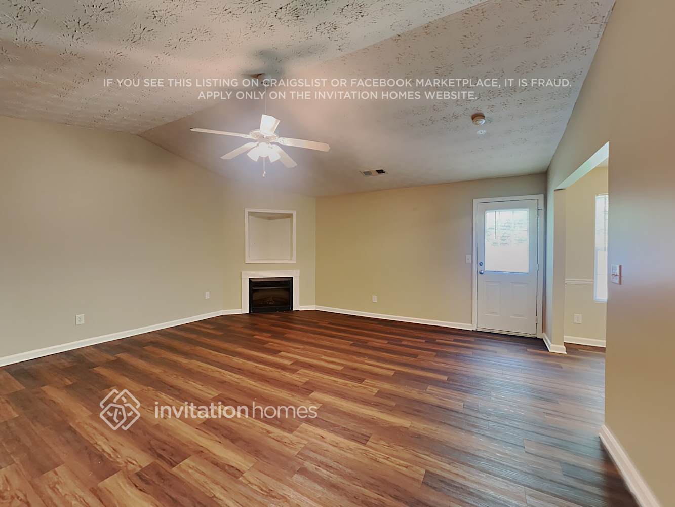 Building Photo - 1422 Steam Engine Way NE