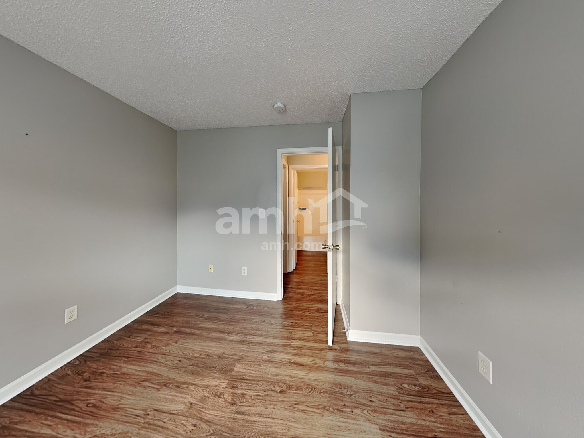 Building Photo - 17317 Pine Wood Ln