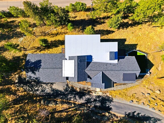 Building Photo - 4475 Forest Trail