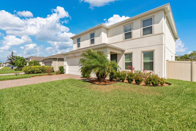 Building Photo - 4894 Knoll Ln