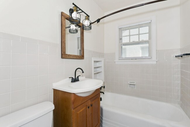 Building Photo - I'm much larger than I appear!  Take a loo...