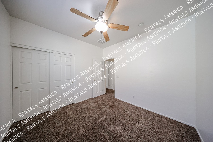 Building Photo - 5614 W Lydia Ln