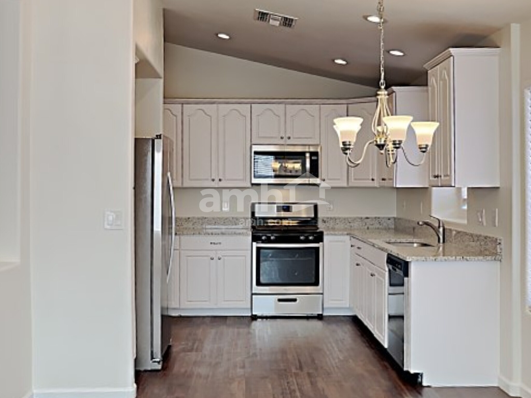 Building Photo - 10706 S Distillery Canyon Spring Dr