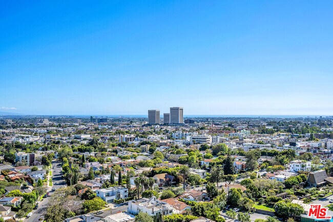 Building Photo - 10790 Wilshire Blvd