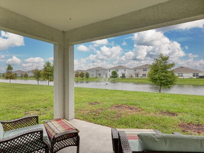 Building Photo - Unfurnished Annual Rental