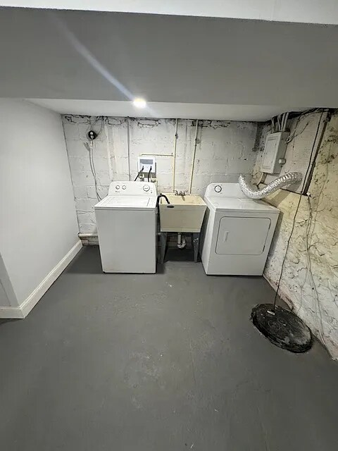 Building Photo - 5105 Chalgrove Ave