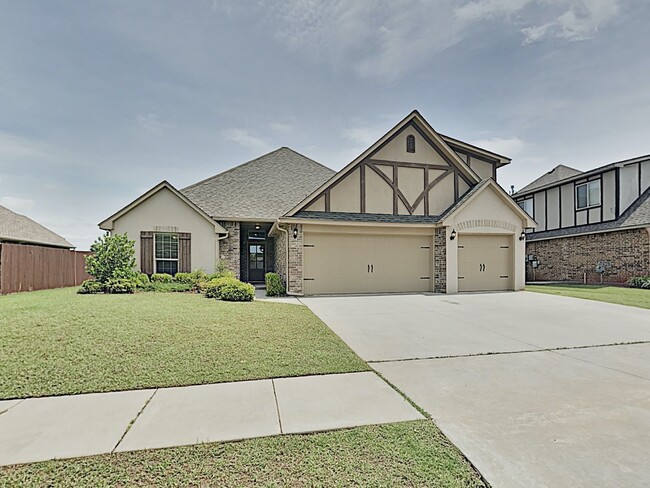 Building Photo - LUXURY 4 Bedroom 2.5 Bathroom Home in Lone Oak Lakes Deer Creek Schools- Gated Community