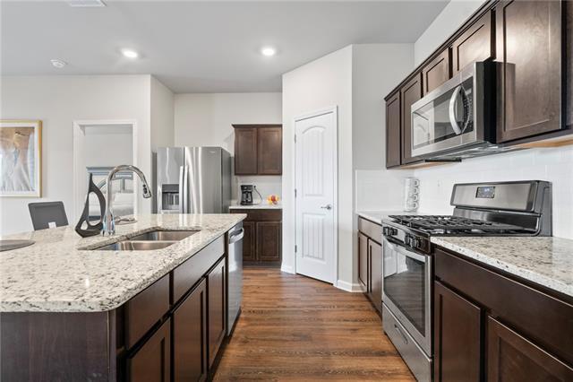 Building Photo - 7413 1st Lake Dr