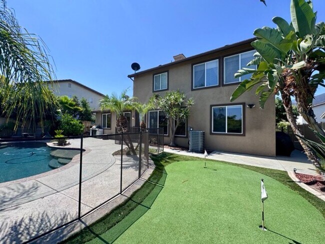 Building Photo - Beautiful Corona Pool Home with 4 bedroom ...
