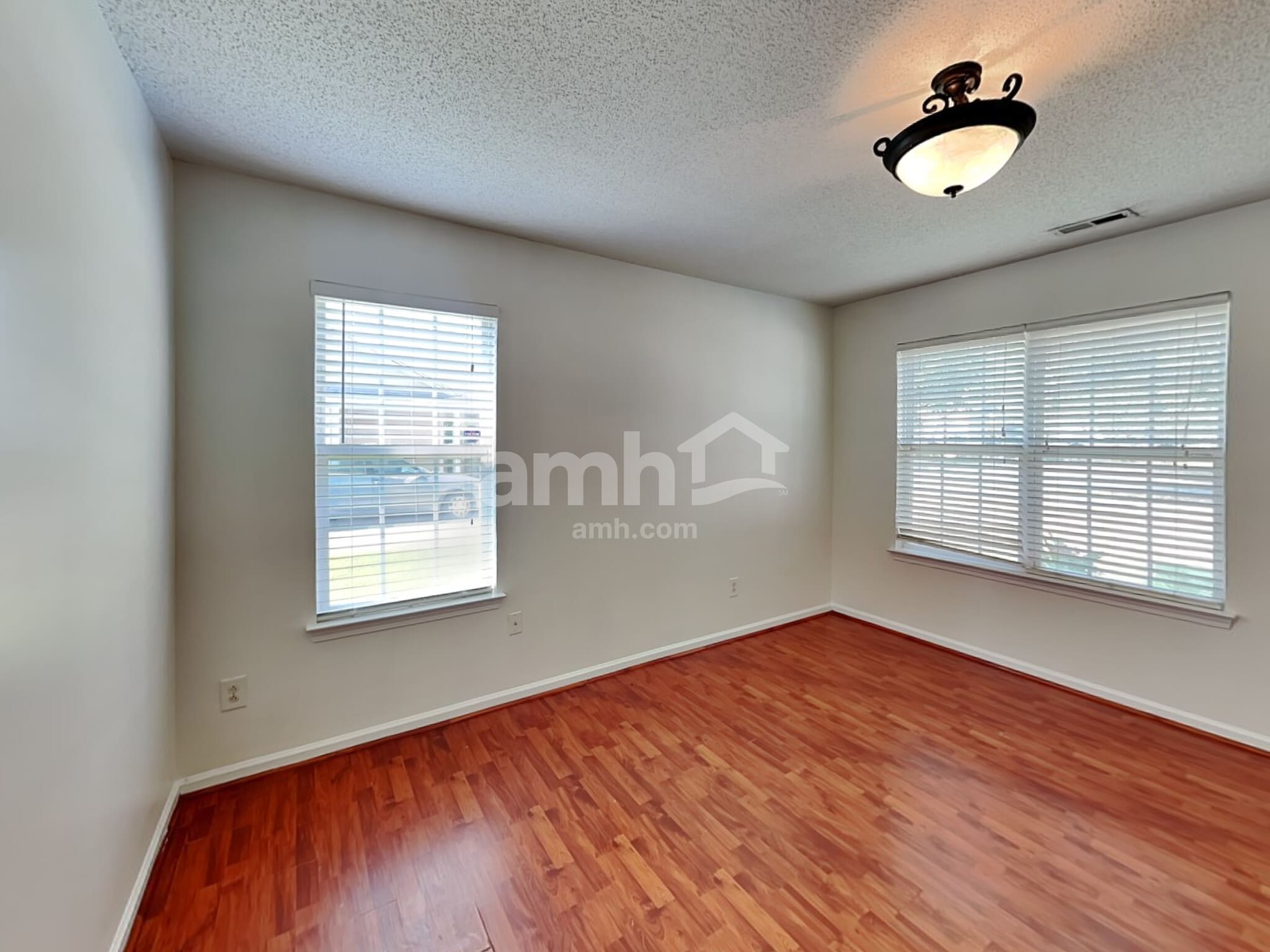 Building Photo - 8820 Cornwall St