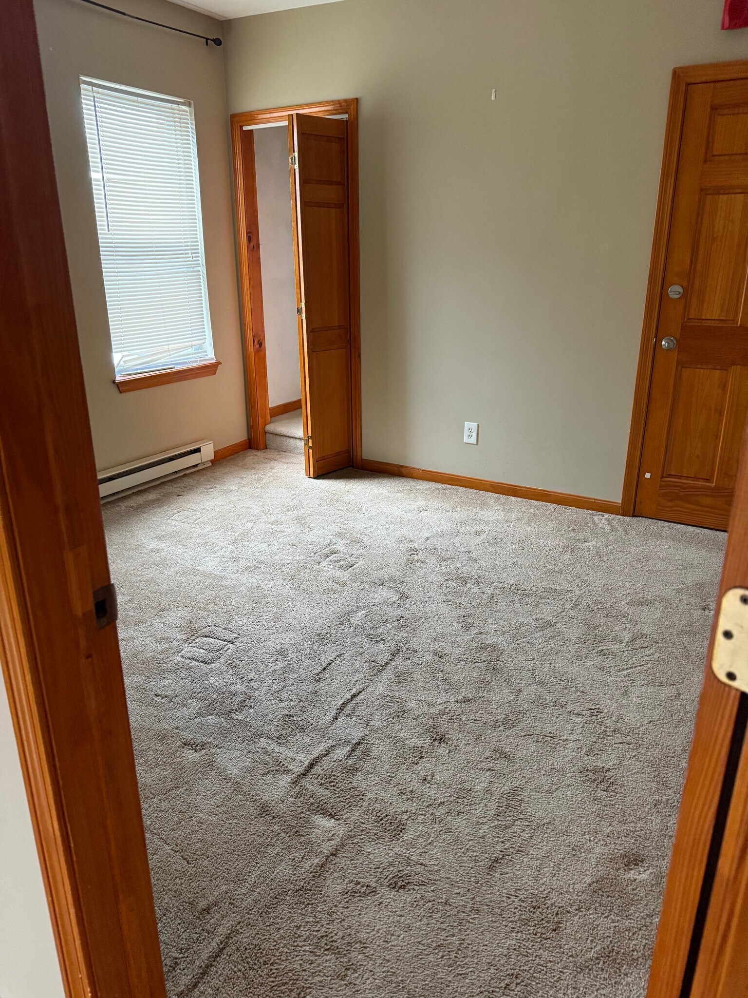 Building Photo - 22 Lawrence St