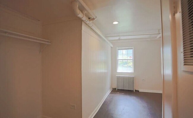 Building Photo - 506 14th St NW