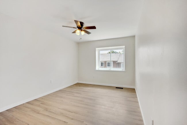 Building Photo - 4634 Conwell Dr