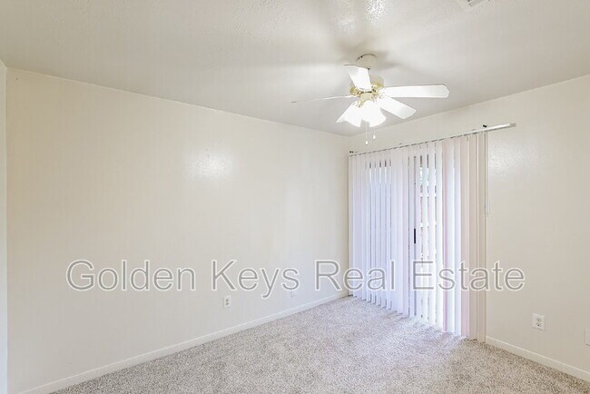 Building Photo - 709 San Benito Dr