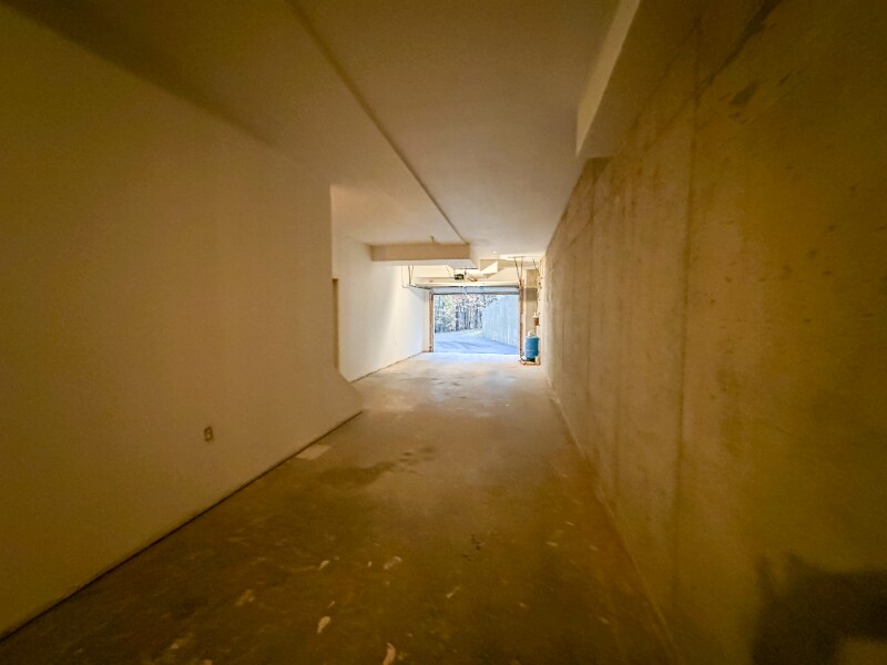 Building Photo - 600 Indian Trail