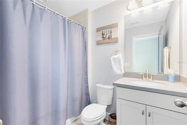 Building Photo - 13153 Lessing Ave