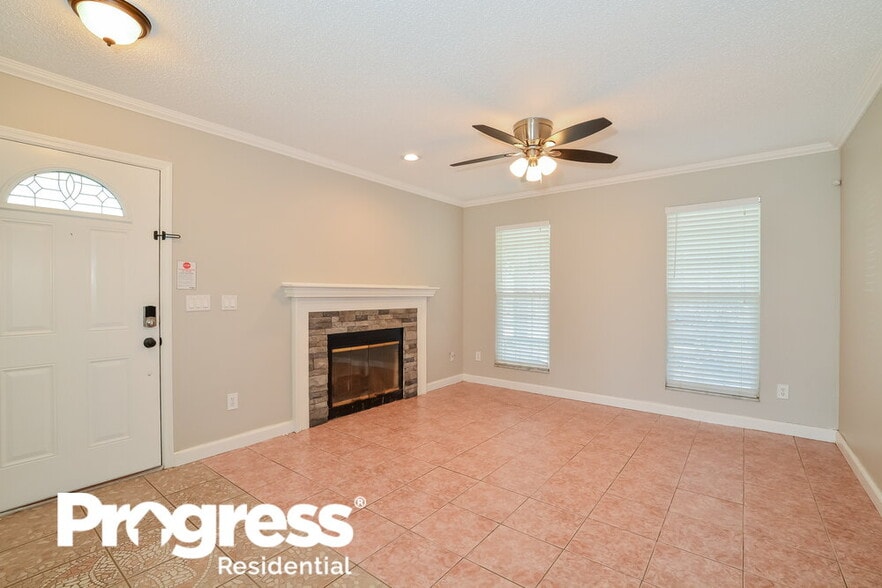 Building Photo - 1029 Kelsey Ave