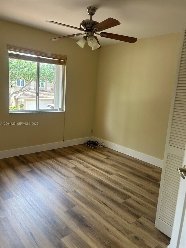 Building Photo - 15851 SW 10th St