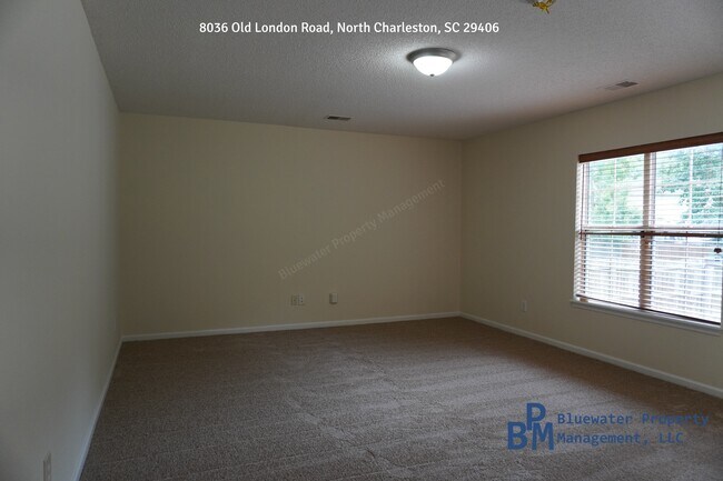 Building Photo - 8063 Old London Rd