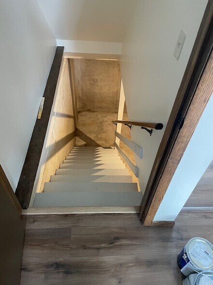 Building Photo - 922 Chancelant Ct