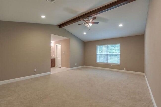 Building Photo - 144 S Deerfoot Cir