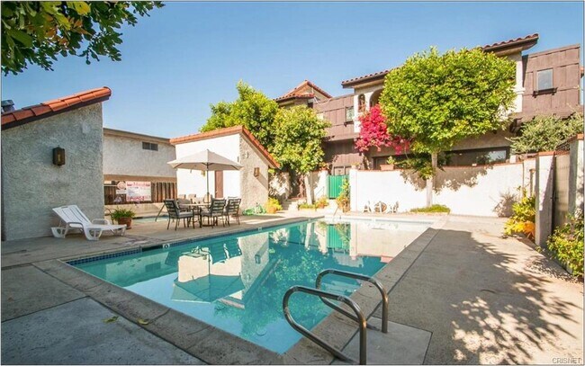 Building Photo - 17824 Killion St