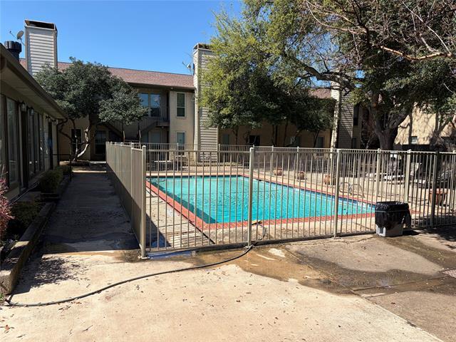 Building Photo - 10650 Steppington Dr