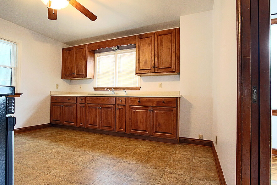 Kitchen - 1808 34th St