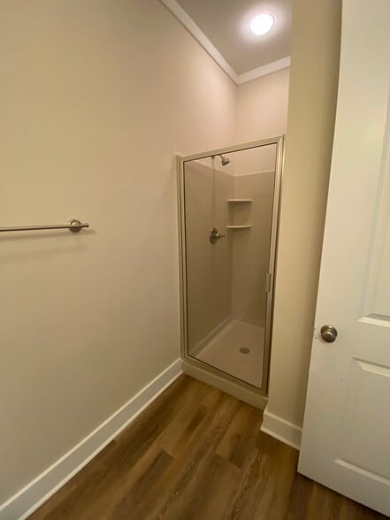 Building Photo - 1221 Bower Pky