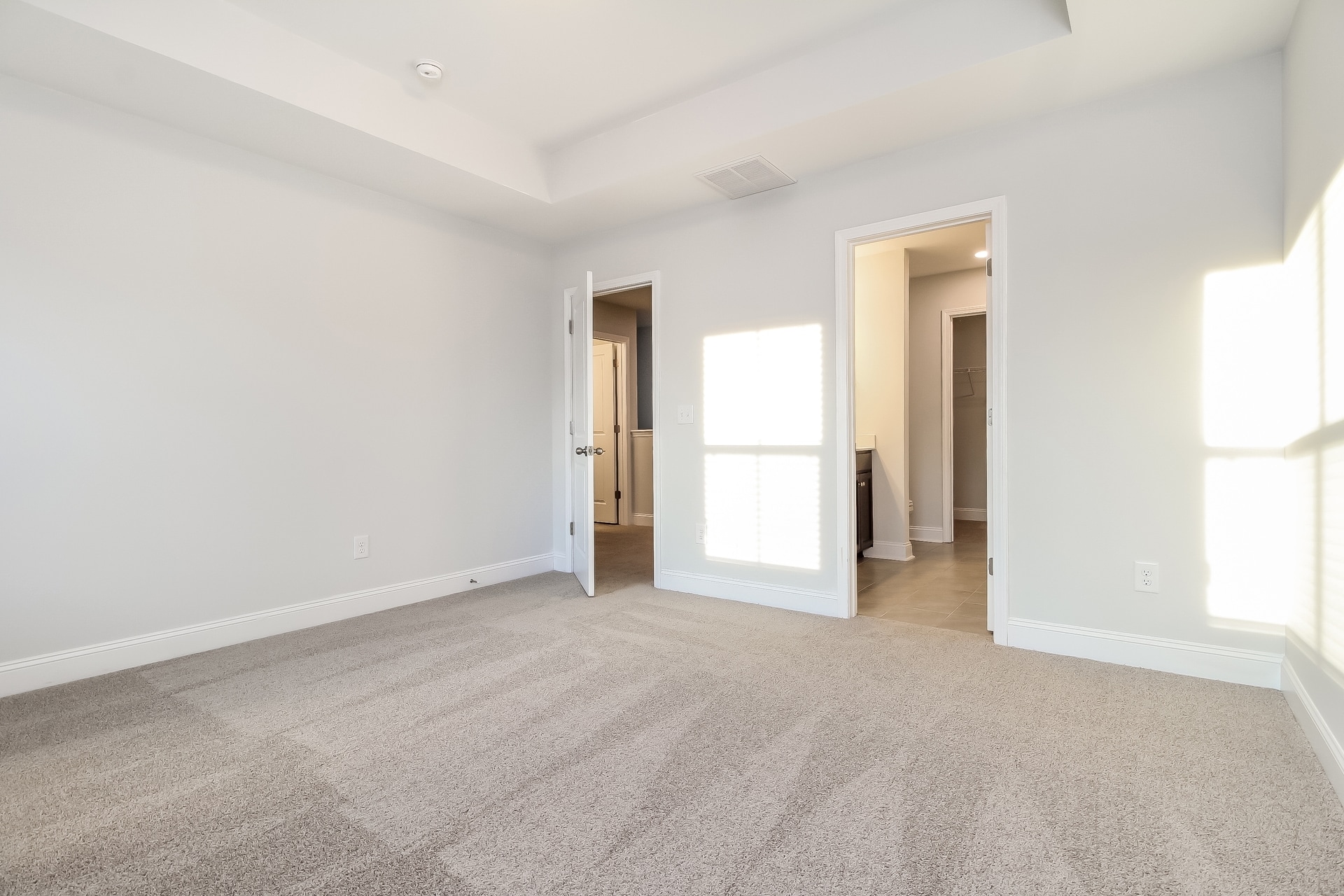 Building Photo - 301 Woodgate Wy