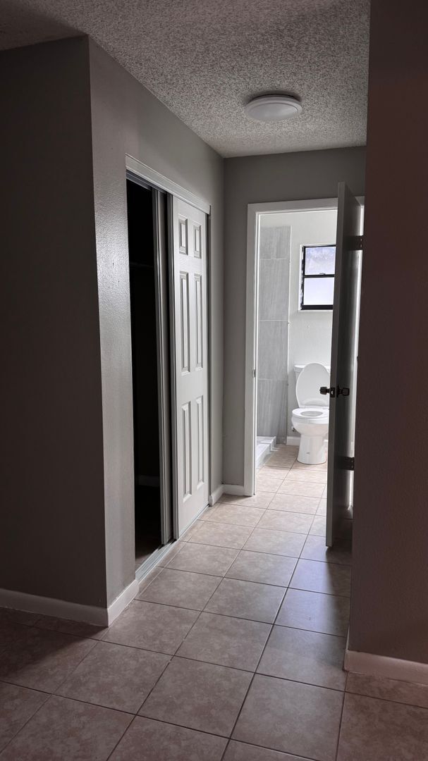 Building Photo - Move-In Ready 2BR/2BA Home with Modern Updates & Prime Zephyrhills Location!