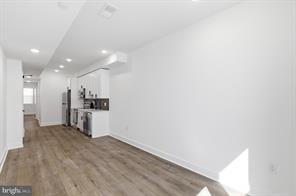 Building Photo - 2146 N Franklin St