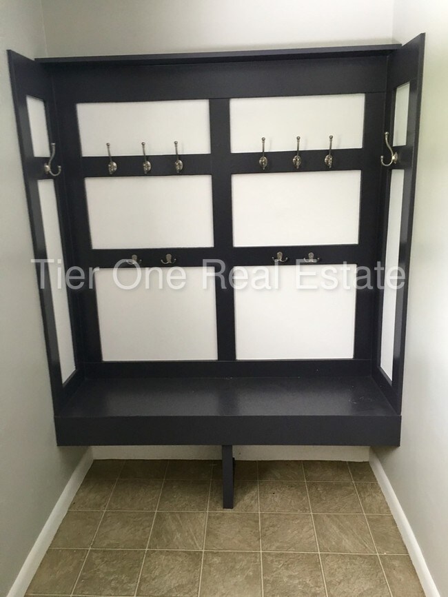 Building Photo - 7405 S 2200 E