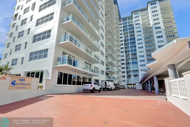 Building Photo - 111 N Pompano Beach Blvd