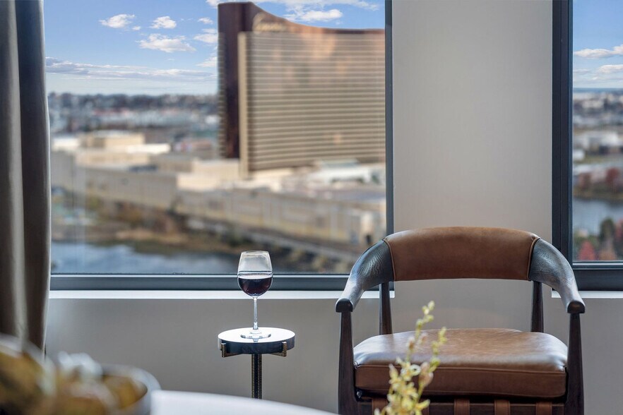 Building Photo - 485 Foley St