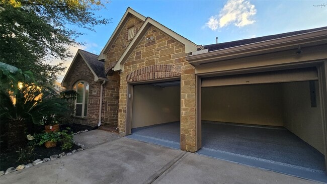 Building Photo - 17511 Browning Trace Ln