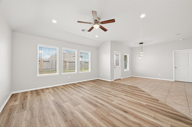 Building Photo - 3326 McDonough Way