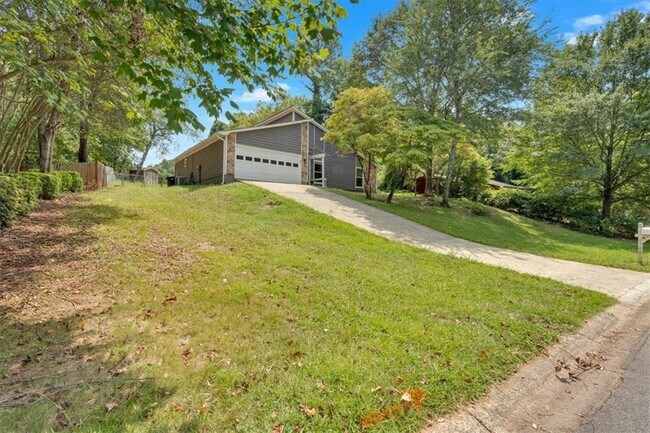 Building Photo - 4740 Jamerson Forest Pkwy