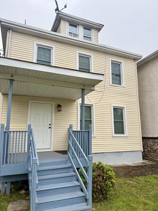 Building Photo - 420 Klockner Rd