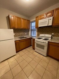 Building Photo - Valley Brook